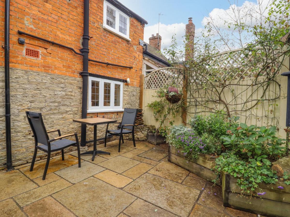 Wayside Cottage Bedford Bagian luar foto